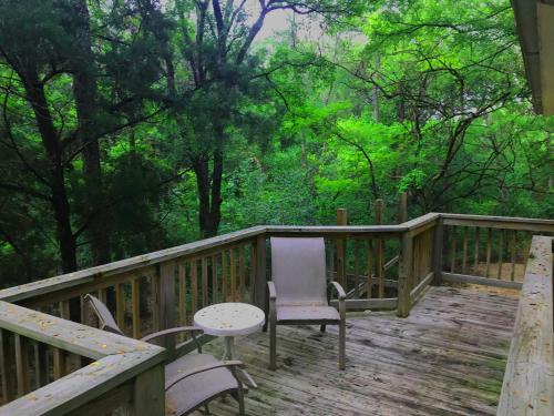 Bed & Breakfast on White Rock Creek – Waco, TX