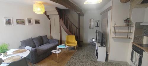 soba za goste, Gîte MOINY 4 personnes, 2 chambres, 37500 Chinon (Gite MOINY 4 personnes, 2 chambres, 37500 Chinon) in Les Lutinieres