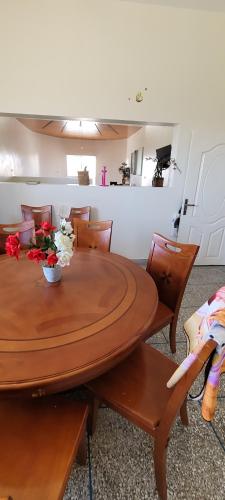 Great seulement Pour Familles Ferme Sidi Abed Piscine Privée Hammam Beldi Calme Total (Pas pour Celibataires, Uniquement Pour Familles, Ferme avec Piscine Privee et Hammam Beldi Calme Tot) in Douar Sehamna