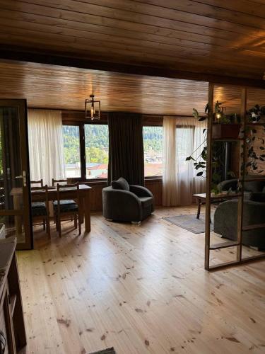 Ailama Guesthouse