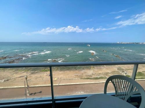 Studio lumineux avec balcon et parking proche plage - FR-1-92-608