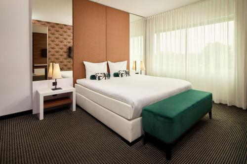 Van der Valk Hotel Zaltbommel - A2 - Tap to explore photos