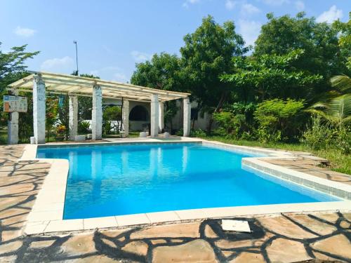 Fred Hunter Villa - Tiwi