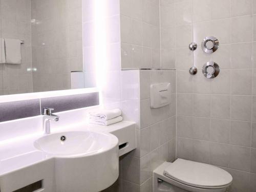 B&B HOTEL Dresden-Altstadt Room Type - Superior Triple Room