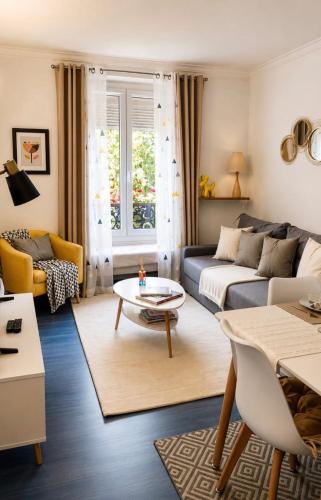 Cozy 2-Bedroom Apartment in Paris near Gare du Nord & Montmartre
