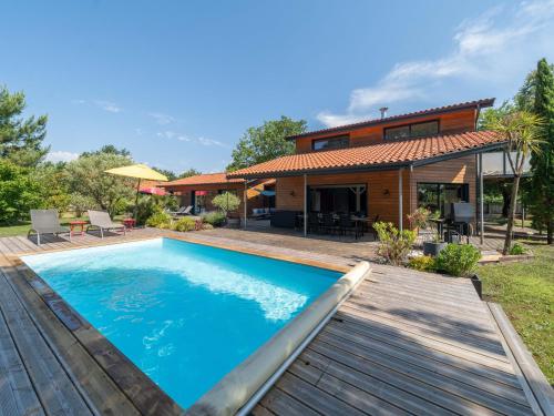 Villa familiale 10 pers. à Biscarrosse avec piscine chauffée, près du lac et des pistes cyclables - FR-1-319-488
