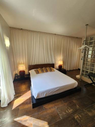 Les Vergnes Room Type - Double Room with Lake View