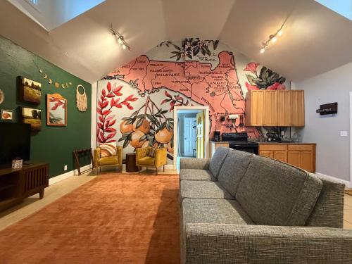 “The Clementine” Boho Home in Orlando’s Food Scene