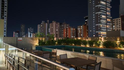 bazen, Apto Novo no Bueno - 2 Quartos, Academia, Piscina Aquecida e Sauna in Bueno