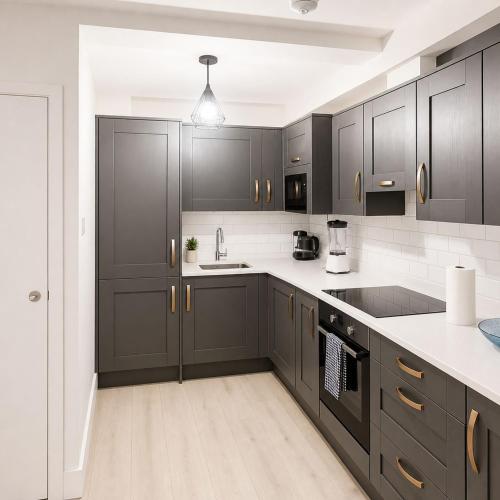 Modern Central Dublin Apartment Near Bolton Square - image 4