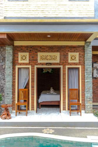 The GARUDA villa & Restaurant in Bedugul