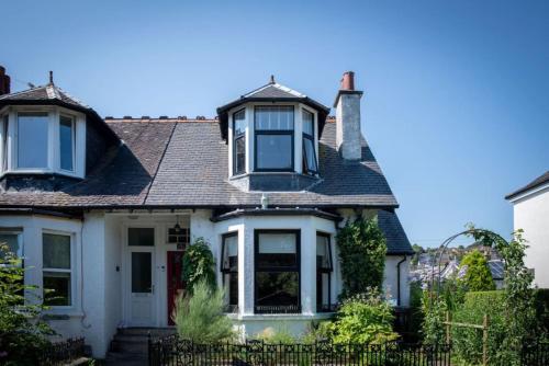 Udvendig, Comhla Cottage Lochwinnoch with cold plunge in Renfrewshire
