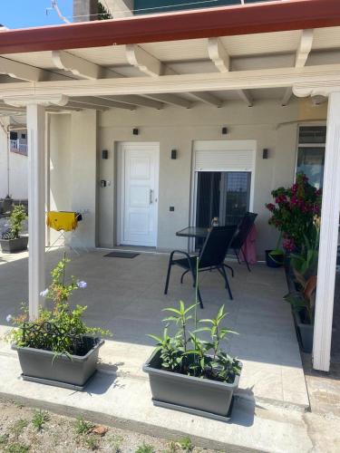 Pebble Beach House in Velika (Larisa)