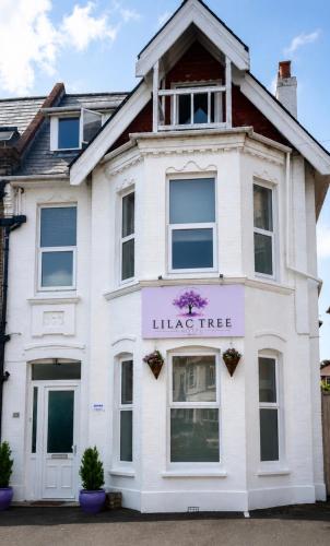 Lilac Tree Hotel