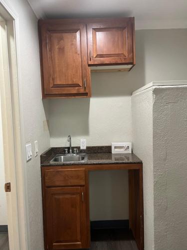 2 double beds