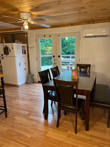 Home in the Heart of W.V. Adventure Country! in Bradley (WV)
