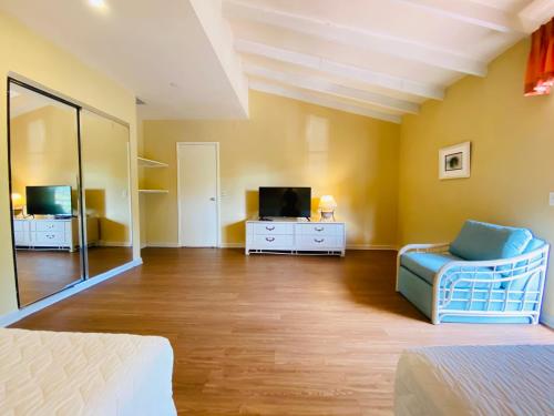 Aparthotel La Quinta - image 5