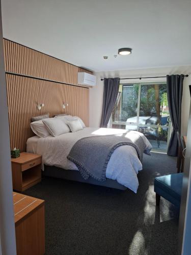 拉羅謝爾汽車旅館 (La Rochelle Motel) in 阿卡羅阿