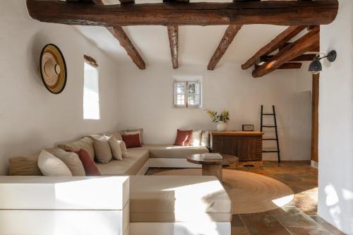 Hotel Can Sastre Room Type - Deluxe King Suite