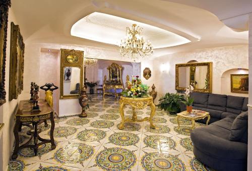 Strand Hotel Delfini - image 5