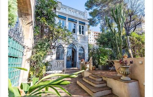 Historic Rooftop Villa Sea Views and LargeTerrace