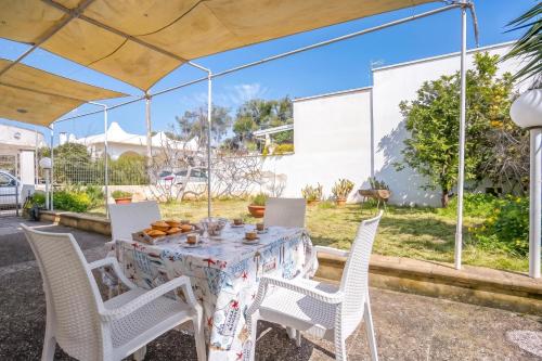 Dimora Del Mare Near The Sea - Happy Rentals