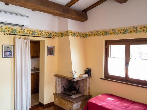 Charming house in Ramazzano - Le Pulci with shared pool - image 4