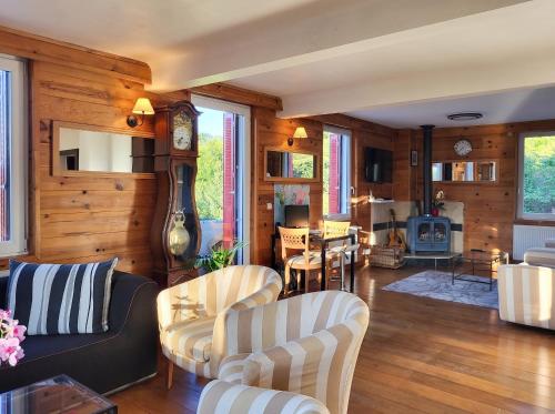 Appartement spacieux avec vue sur les montagnes à Mont-Saxonnex