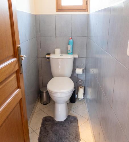 Vannituba, Chalet chaleureux à Darazac avec jardin de 60 m² (Chalet chaleureux a Darazac avec jardin de 60 m²) in Figeac