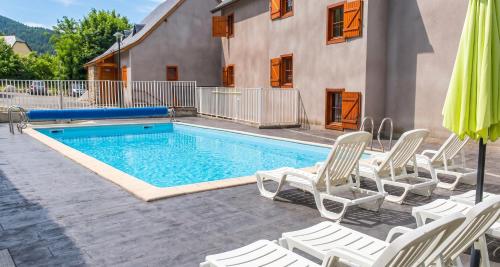 Appartement élégant à Cauterets - 48 m² - Piscine partagée