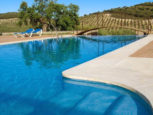 . Charming house in Estepa, mountain view