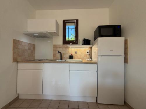 Konyha, Studio cosy tout confort proche ARKEMA in Volonne
