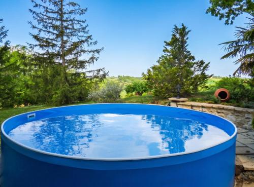 Appartement avec piscine à Montpezat-de-Quercy 40 m²