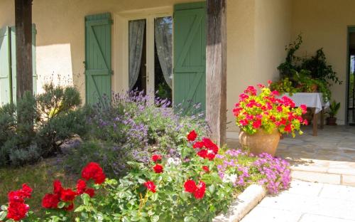 Appartement avec piscine à Montpezat-de-Quercy 40 m²