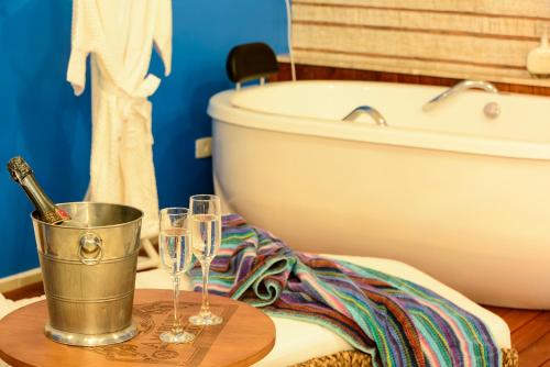 Louise village Louise village