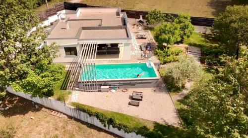 Villa Herzegovina with heated pool , modern comfort in Herzegovina