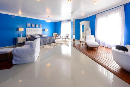 Louise village Louise village