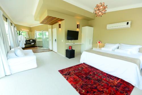 Louise village Louise village