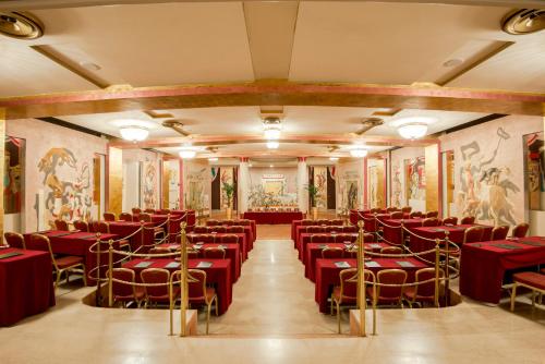 Due Torri Hotel - image 5