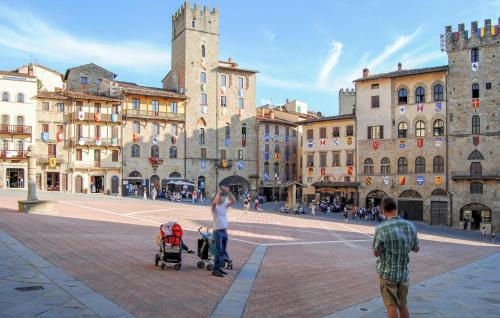 1 Bedroom Lovely Home In Arezzo