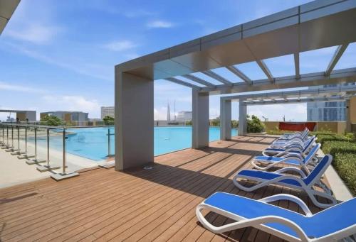 Ocean facing ultra luxury 3BR- Burj Khalifa view in Dubai Maritime City