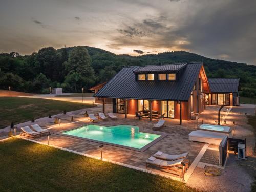 Villa Josephine by Vidrovaca in Plaski