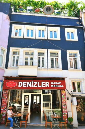 Taksim Neo Pera Suites 3