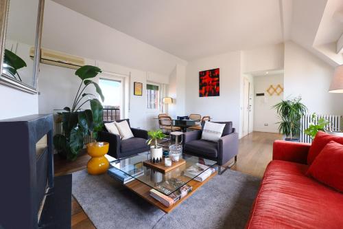 Contempora - Charming Penthouse with Rooftop Terraces - Porta Romana - Duomo