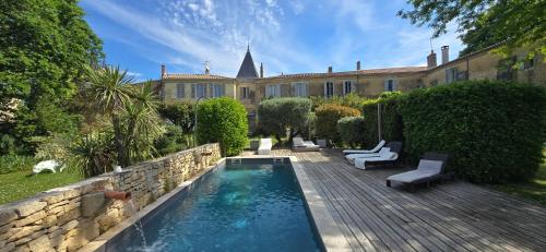 Exterior view of Le Clos Reaud
