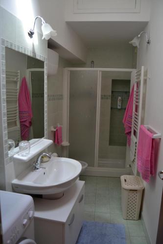 Bathroom, casetta za' Lucia in Rocca San Giovanni