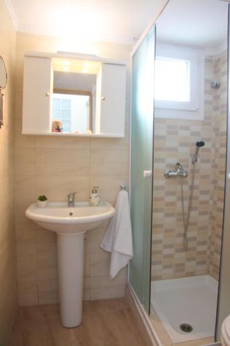 Apartments Holiday - Νέα Ραιδεστός