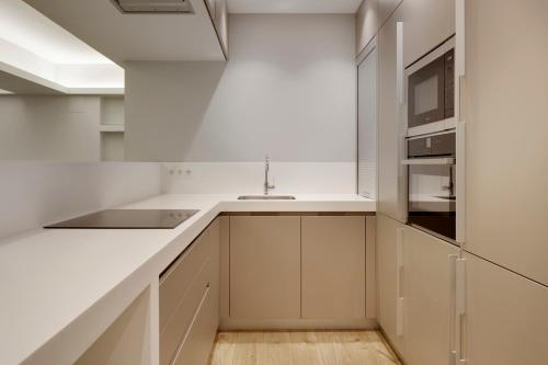 Bella Easo 3 by FeelFree Rentals - image 8
