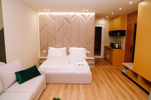 Altamar Luxury Suites & Penthouse - image 5