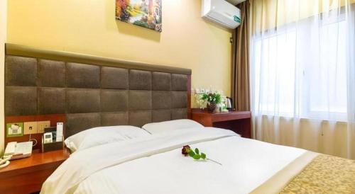 GreenTree Inn LanZhou JingNing Road Express Hotel – Lanzhou, OK